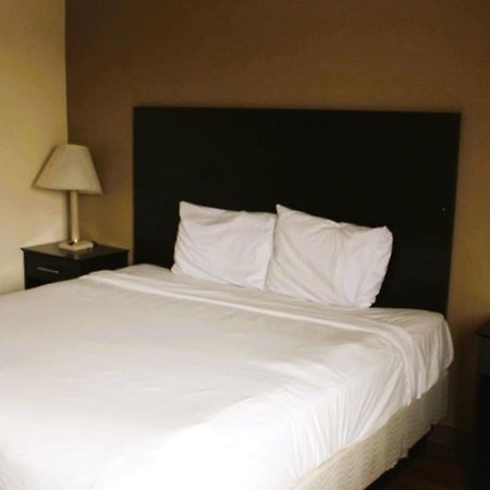 Oyo Hotel Tulsa Ok, I-44 Екстер'єр фото