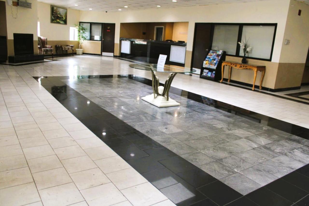 Oyo Hotel Tulsa Ok, I-44 Екстер'єр фото