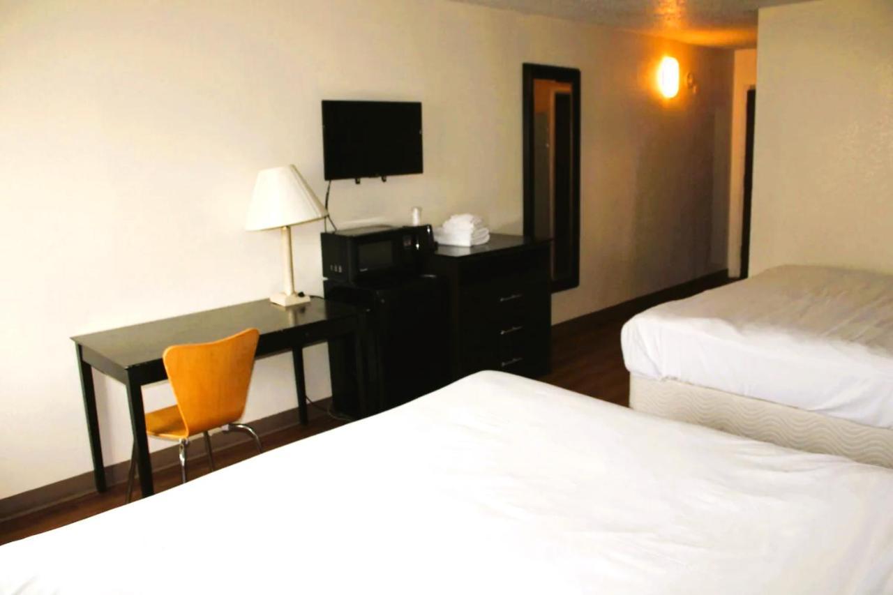 Oyo Hotel Tulsa Ok, I-44 Екстер'єр фото